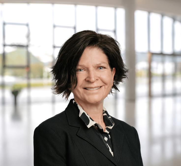 ab img leadship WEB bio Lynne 031126 v1