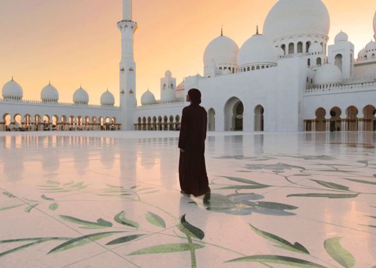 News DCTAbuDhabi Feel the tranquility at Sheikh Zayed Grand Mosque